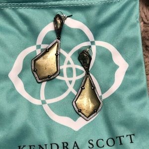 KENDRA SCOTT PYRITE AND GUNMETAL ALEXAS